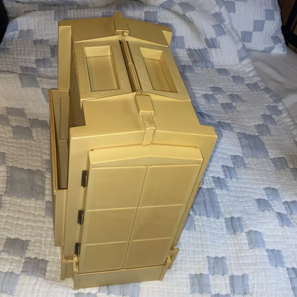 Vintage World Wide Media USA‎ Sewing Storage Case 1983 Plastic